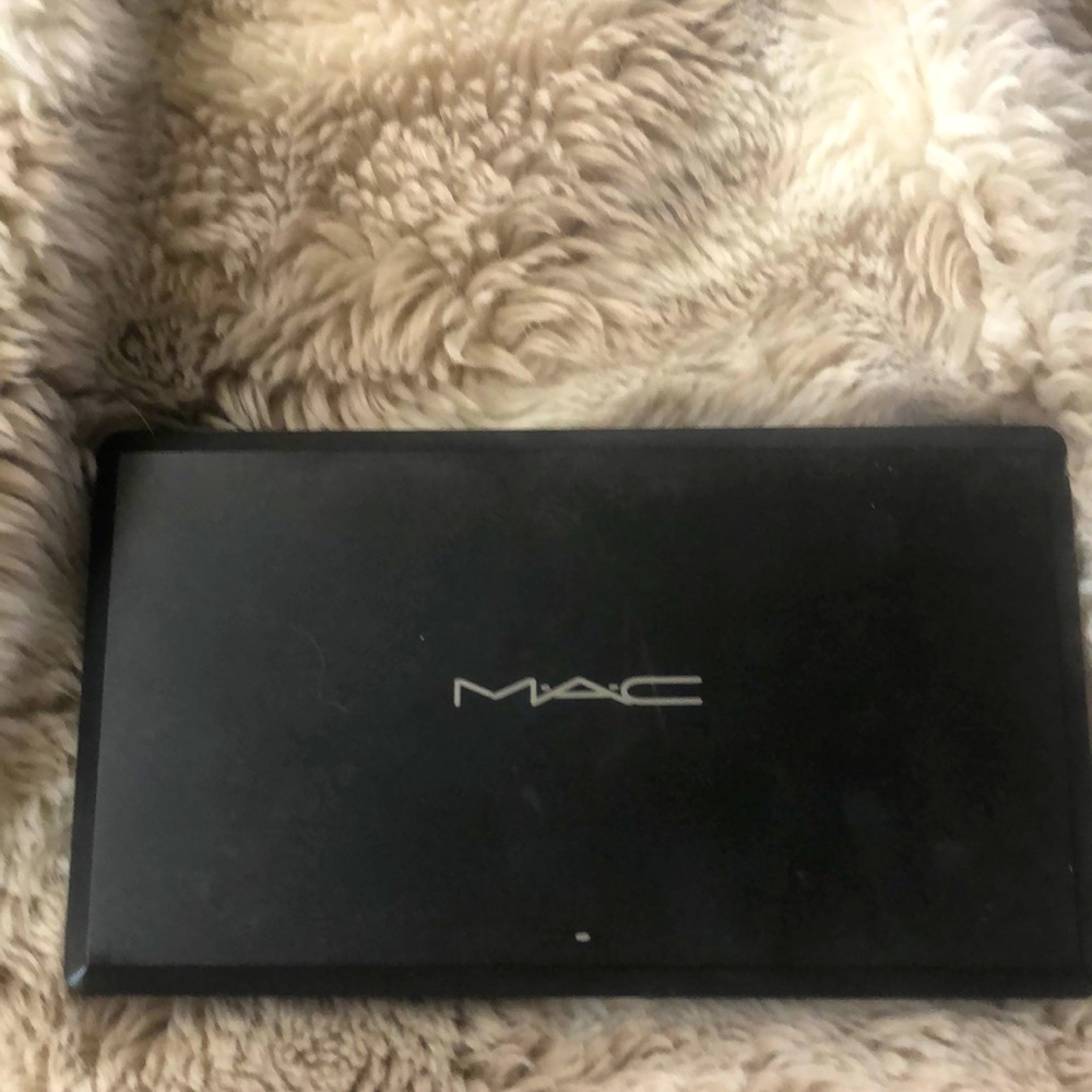 MAC Eyeshadow Palette Case